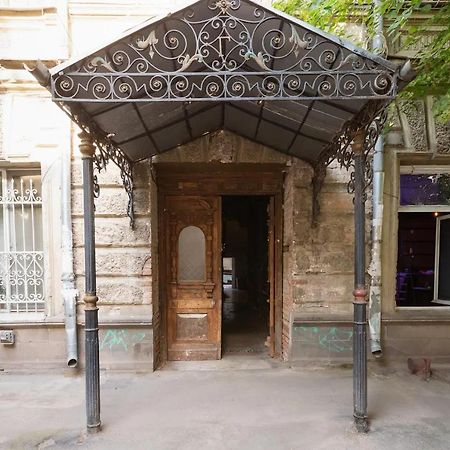 Quite Arch Attic Apartment Tbilisi Exterior photo